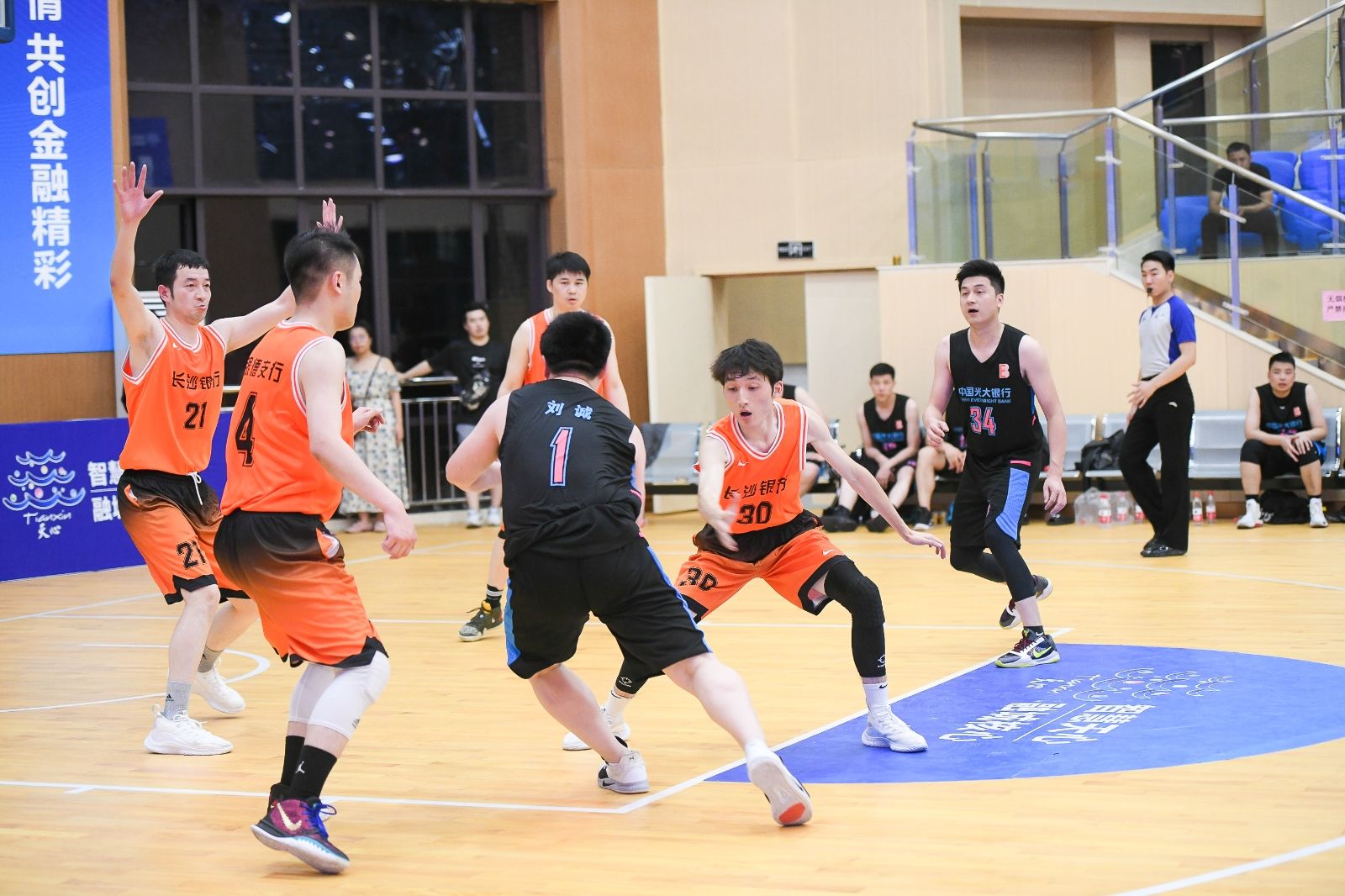 湖南意昂体育管理有限公司